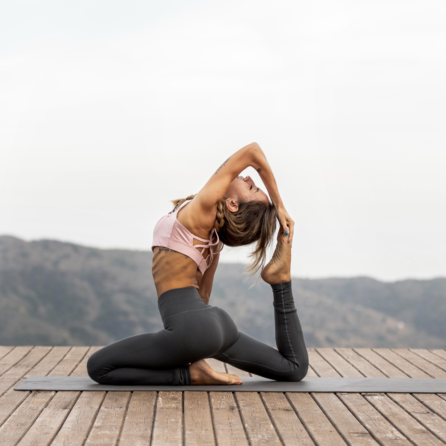 Yoga avec un Coach Sportif Professionnel : Transformer Votre Pratique pour un Bien-Être Optimal